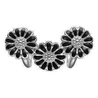 Christina Collect 925 Sterling Silver Black Marguerites Trinity Three fine daisies with black enamel, model 630-S116Black